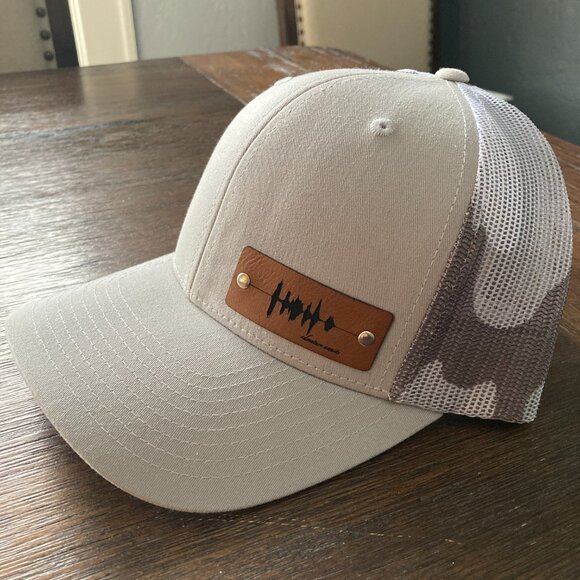 Adventure Awaits Soundwave Gray/Camo Snapback Trucker Hat - Picture 2 of 4